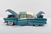 FORD: A The Danbury Mint 1:24 scale 1955 Ford Crown Victoria Custom - 2