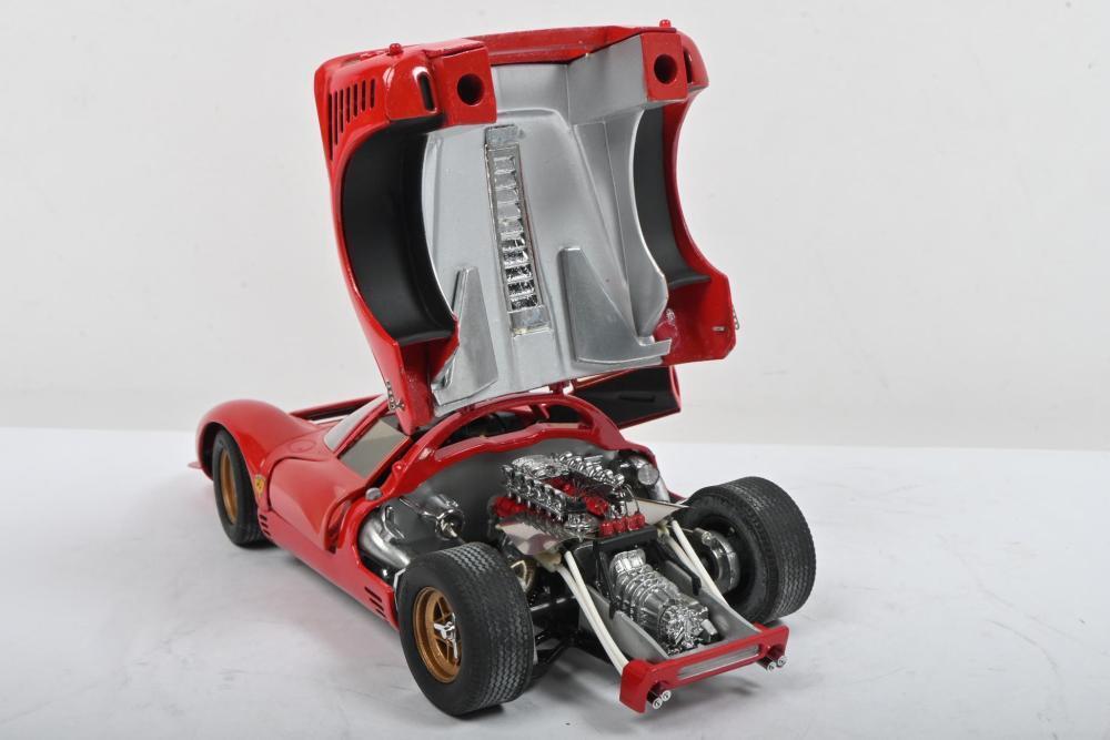 Jouef Evolution Ferrari 330 P4 Rouge – Échelle 1/18 – Réf 3005 – Occasion (Italie)
