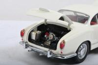 VOLKSWAGEN: A Paul's Model Art - CLASSIC LINE - 1:24 scale Volkswagen KARMANN GHIA. Off white - 3