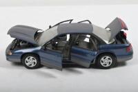 DODGE: A BROOKFIELD COLLECTORS GUILD INC, 1:24 scale 1994 Dodge Intrepid - 4