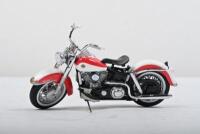 HARLEY-DAVISON: A Franklin Mint 1:24 scale 1958&nbsp;Harley-Davidson Duo-Glide&nbsp;(B11WC34) - 2