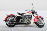 HARLEY-DAVISON: A Franklin Mint 1:24 scale 1958&nbsp;Harley-Davidson Duo-Glide&nbsp;(B11WC34) - 4