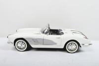 CORVETTE: A SOLIDO 1:12 scale 1958 CHEVROLET CORVETTE (Ref: 1201) - 2