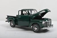 CHEVROLET: A The Danbury Mint 1:24 scale 1935&nbsp;Chevrolet Pickup. Dark Green - 2