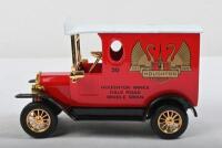HOUGHTON/WESCOBEE: Two AUSTRALIAN COLLECTOR SERIES money boxes. As manufactured by MINT & BOXED. WESCOBEE HONEY & HOUGHTON WINES money boxes - 4