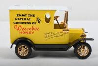HOUGHTON/WESCOBEE: Two AUSTRALIAN COLLECTOR SERIES money boxes. As manufactured by MINT & BOXED. WESCOBEE HONEY & HOUGHTON WINES money boxes - 5