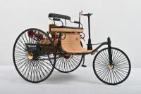 BENZ: An impressive Franklin Mint 1:8 scale 1886 Benz Patent Motorwagen - 2