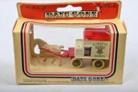 HORSE & CART: A collection of Lledo&nbsp;'DAYS GONE' 1:43 scale horse & cart models. Each with different liveries including 'Bushells',&nbsp;'CELTIC DAIRIES', 'LIPTON'S TEAS' - 4