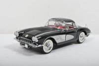 CORVETTE: A Franklin Mint 1:24 scale 1958 Chevrolet Corvette (B11TG76). Convertible in black - 5