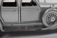 DUESENBERG: A Franklin Mint 1:24 scale 1933 Duesenberg&nbsp;20 Grand (B11PW73) - 3