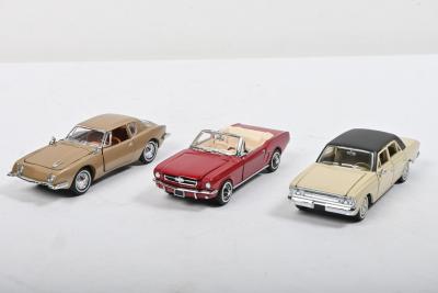 AMERICAN CARS: Three Franklin Mint 1:43 scale American car models. Studebaker Avanti, Ford Mustang & 1963 Rambler Classic 660