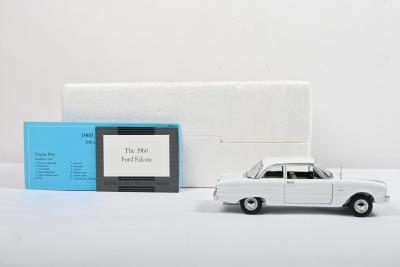 FORD: A Franklin Mint 1:24 scale 1960 Ford Falcon (B11VB60)