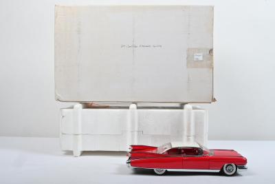 CADILLAC: A Limited Edition Franklin Mint 1:24 scale 1959 CADILLAC ELDORADO SeVILLE (BY11A20). Limited Edition of 5900, numbered '1245'