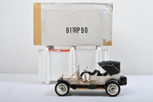 PACKARD: A Franklin Mint 1:24 scale 1912 Packard Victoria Model 1-48&nbsp;(B11RP90)
