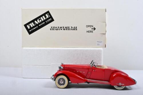 PACKARD: A The Danbury&nbsp;Mint 1:24 scale 1934&nbsp;Packard V-12 LEBARON&nbsp;SPEEDSTER