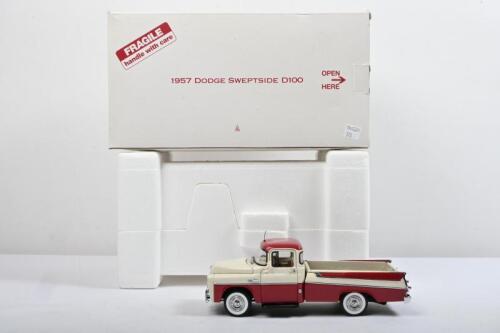 DODGE: A The Danbury Mint 1:24 scale 1957&nbsp;Dodge Sweptside D100