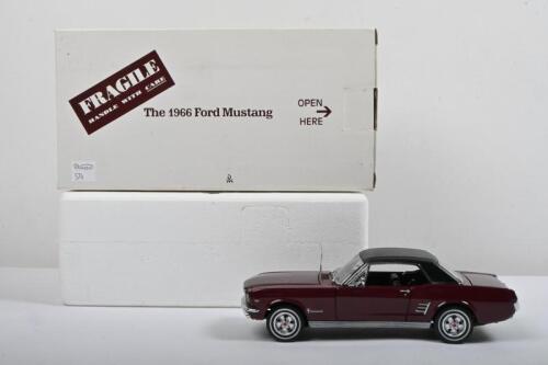 FORD: A The Danbury Mint 1:24 scale 1966 Ford Mustang