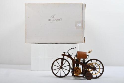 DAIMLER: A Franklin Mint 1:8 scale 1885 Daimler&nbsp;(B11UJ64)