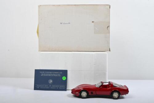 CORVETTE: A Franklin Mint 1:24 scale 1982&nbsp;Chevrolet Corvette (B11XK50)