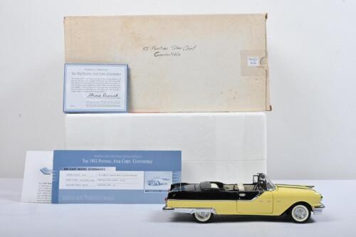 PONTIAC: A Franklin Mint 1:24 scale 1955 PONTIAC STAR CHIEF CONVERTIBLE