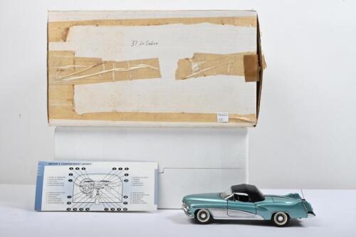 GENERAL MOTORS: A Franklin Mint 1:24&nbsp;scale 1951 LE SABRE SHOW CAR