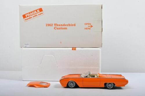 THUNDERBIRD: A The Danbury&nbsp;Mint 1:24 scale 1962 Thunderbird Custom