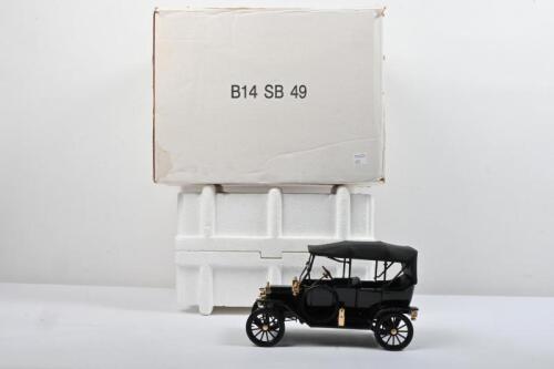 FORD: A Franklin&nbsp;Mint 1:16&nbsp;scale 1913 Ford Model T&nbsp;(B14SB49) in black