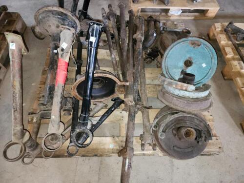 TRAPEZOID: Three Trapezoids, one rear cross member (Number 8553), two rear axle tubes (No 7281), two engine tubes, two rear axles, two rear brake prop shafts, one front brake prop shaft and compensator, rear crossmember, drive shaft, steering drag link tr