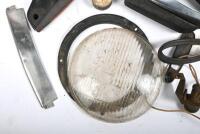 ALFA ROMEO: Assorted box of Alfa Romeo parts and accessories - 9