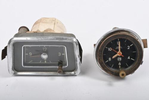 ALFA ROMEO: clocks, 2 dashboard clocks. 1 round dial, 1 oblong dial
