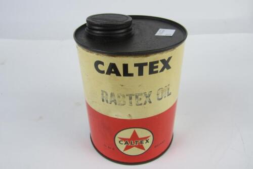 CALTEX: A 'Caltex Rabtex&nbsp;Oil' one quart oil can, with screw lid.