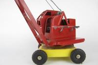 TRI-ANG: A Tri-ang pressed steel Jones KL44 toy crane - 2
