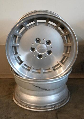 WHEELS: Two Lorinser. Two alloy wheels. Size: 16 x 8 inch.