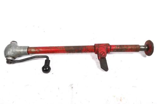 AUTO JACK: One SJS BEVELIFT Car Jack with winding arm and handle in working order.