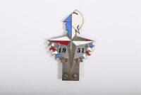 FESTIVAL OF BRITAIN: A Festival of Britain 1951 enamelled grille badge