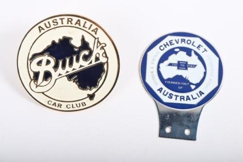 GENERAL MOTORS: A Australia Buick car club grille badge and a Veteran & Vintage Chevrolet automobile association badge