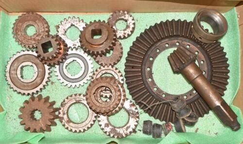 BRISTOL: A&nbsp;collection of parts believed to be from a Bristol 404, including pistons (66mm diameter), crown wheel and pinion (54 x 12 teeth), gears etc, EX-Peter Manere who owned a 404 in period.
