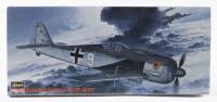 HASEGAWA: A NOS 1:72 scale Hasegawa Focke-Wulf Fw190A-8 Nacht Jager sealed model kit