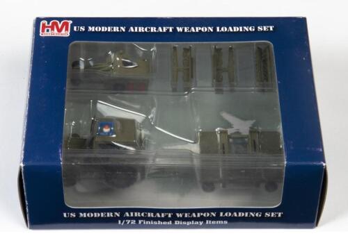 HOBBYMASTER: A NOS 1:72 scale Hobbymaster US Modern Aircraft Weapon Loading Set