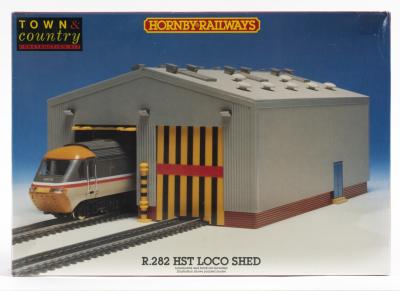 BUILDING KIT: A NOS Hornby OO scale HST Loco Shed Sealed Model Kit