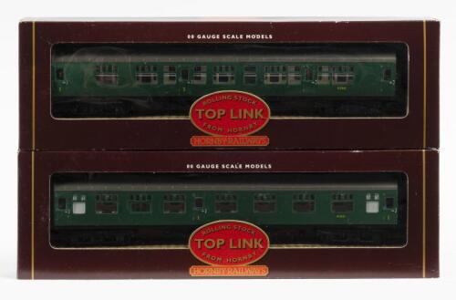 HORNBY: 2 NOS Hornby OO scale BR Mk 1 Composite Coaches "Southern Region"