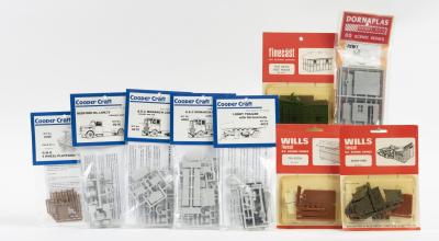 RAILROAD KITS: 9 NOS sealed OO scale Wills detail kits & Cooper Craft Vehicle Kits