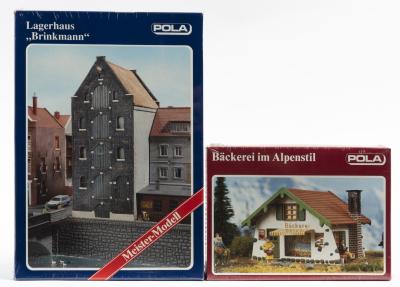 BUILDING KITS: 2 NOS Pola HO scale sealed building kits Warehouse & Bakery