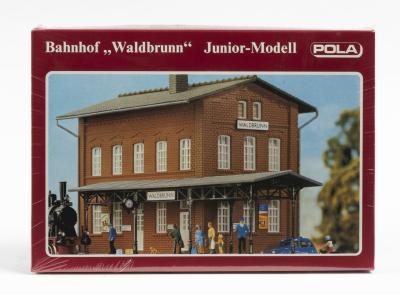 BUILDING KIT: A NOS Pola HO scale Station "Waldbrunn" Sealed Model Kit