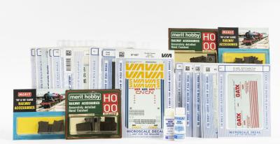 DECALS/FENCES: A Quantity of NOS HO scale Merit Fences and Microscale Railroad Decals & Adhesives