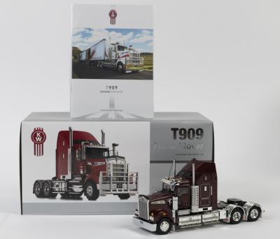 KENWORTH: A NOS 1:50 scale Drake Collectibles Kenworth T909 Vintage Burgundy die-cast model with opening bonnet & doors