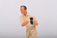 DON BRADMAN: A 1:9 scale limited edition cold cast porcelain resin figure of Don Bradman&nbsp; - 2