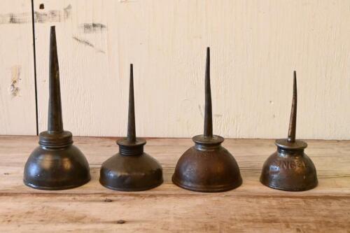 OILERS: Four vintage oilers including "Singer", longest 19cm