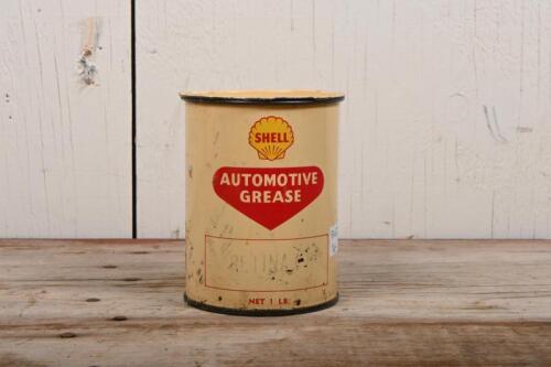 SHELL: A circa 1950s "Shell Automotive Grease" one pound oil tin