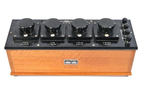 SCIENTIFIC INSTRUMENTS: A vintage instrument by J.L William Scientific Instruments Melbourne, Serial No 4308, believed to be a scientific resistor.&Acirc;&nbsp;
